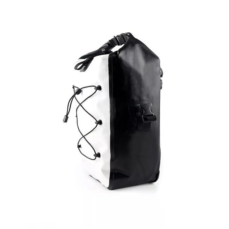 Green Field Pannier Backpack (3).jpg